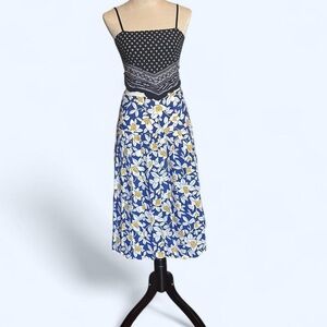 Vintage Floral Blue and White Women's Skirt